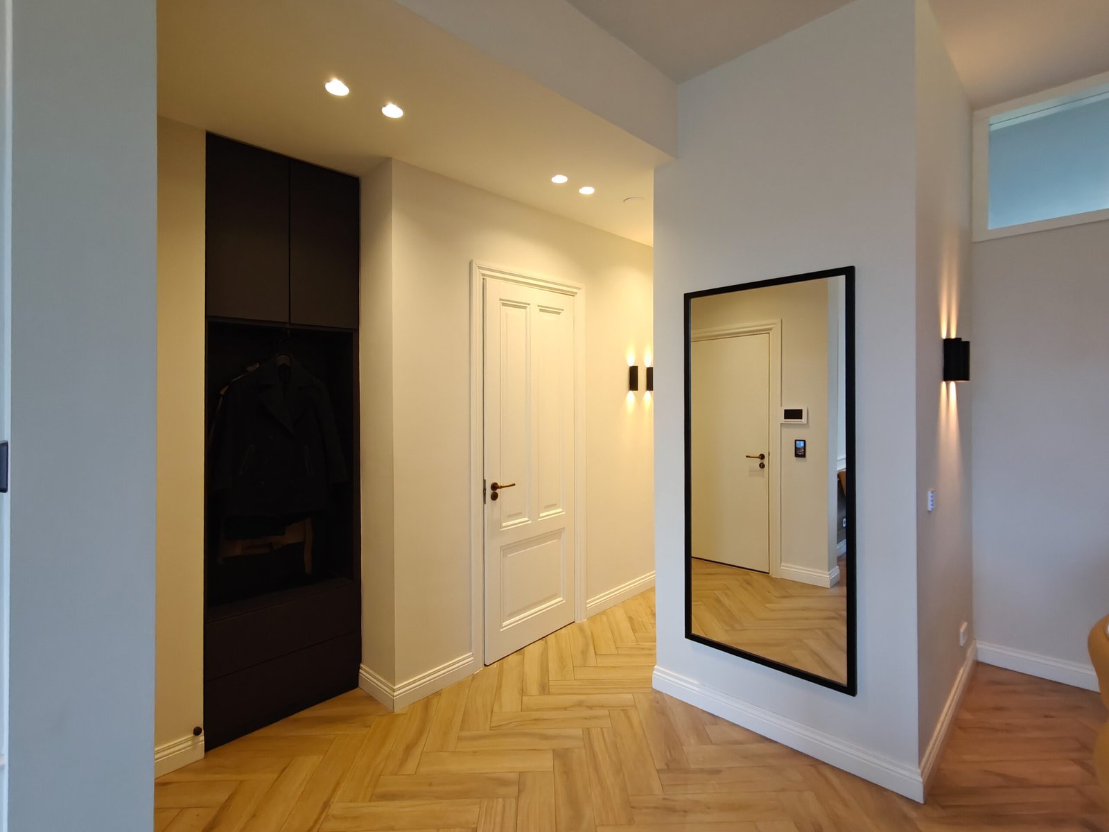 AD76 gallery